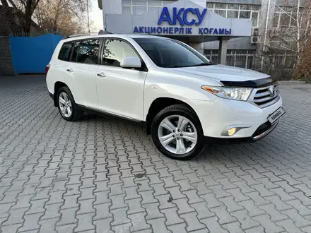 Toyota Highlander 2013 года за 16 500 000 тг. в Алматы – фото 3