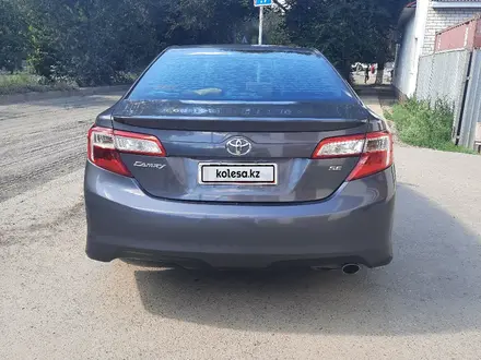 Toyota Camry 2014 года за 6 500 000 тг. в Уральск – фото 3