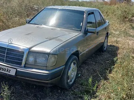 Mercedes-Benz E 230 1991 года за 1 250 000 тг. в Алматы