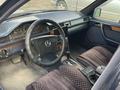 Mercedes-Benz E 300 1993 года за 1 450 000 тг. в Караганда – фото 4