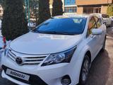 Toyota Avensis 2013 года за 8 500 000 тг. в Алматы – фото 2