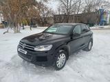 Volkswagen Touareg 2011 года за 5 900 000 тг. в Астана – фото 4