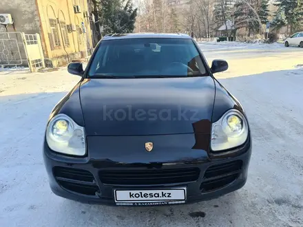 Porsche Cayenne 2006 года за 6 800 000 тг. в Усть-Каменогорск – фото 2