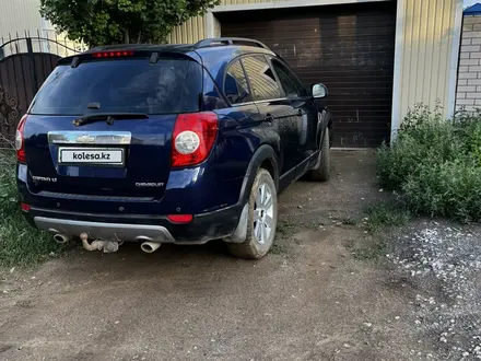 Chevrolet Captiva 2007 года за 5 000 000 тг. в Актобе – фото 7