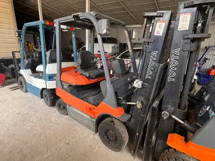 Toyota  5FBL18 2000 года за 3 900 000 тг. в Алматы – фото 2