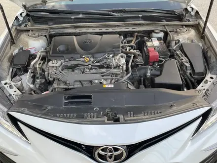 Toyota Camry 2021 года за 16 900 000 тг. в Атырау – фото 6