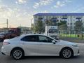 Toyota Camry 2021 года за 14 690 000 тг. в Атырау – фото 8