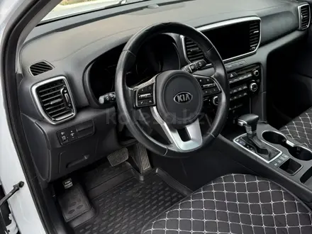Kia Sportage 2020 года за 10 800 000 тг. в Уральск – фото 2
