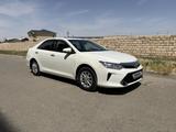 Toyota Camry 2015 годаүшін11 300 000 тг. в Жанаозен – фото 3