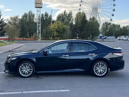 Toyota Camry 2018 года за 12 000 000 тг. в Астана – фото 10