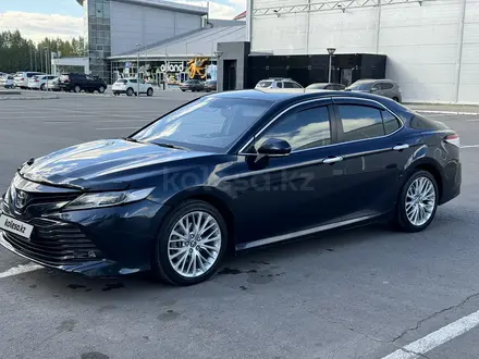 Toyota Camry 2018 года за 12 000 000 тг. в Астана – фото 9