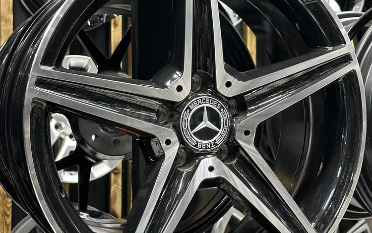 R18 Mercedes Benz E-Class за 255 000 тг. в Алматы