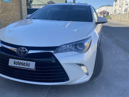 Toyota Camry 2015 года за 6 226 704 тг. в Атырау – фото 2