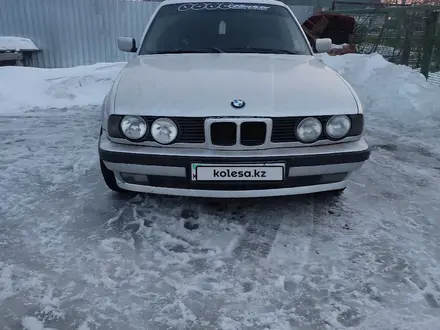 BMW 520 1992 года за 1 200 000 тг. в Степногорск – фото 2