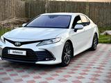 Toyota Camry 2021 года за 19 000 000 тг. в Шымкент