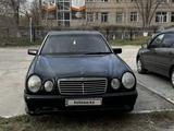 Mercedes-Benz E 230 1996 годаүшін2 000 000 тг. в Семей