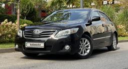 Toyota Camry 2010 годаүшін8 900 000 тг. в Алматы – фото 2