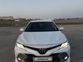 Toyota Camry 2019 года за 13 800 000 тг. в Актобе