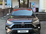 Toyota RAV4 2022 года за 15 000 000 тг. в Алматы