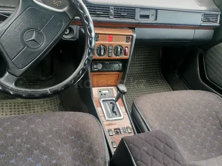 Mercedes-Benz E 230 1992 года за 1 000 000 тг. в Алматы – фото 2
