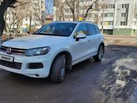 Volkswagen Touareg 2014 годаfor14 000 000 тг. в Астана