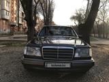 Mercedes-Benz E 220 1994 годаүшін2 900 000 тг. в Тараз – фото 2