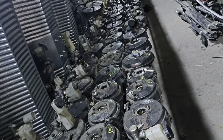 Главный тормозной цилиндр вакуум тормозной за 8 880 тг. в Алматы