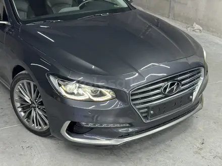 Hyundai Grandeur 2017 года за 8 000 000 тг. в Шымкент