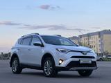 Toyota RAV4 2019 года за 12 950 000 тг. в Алматы