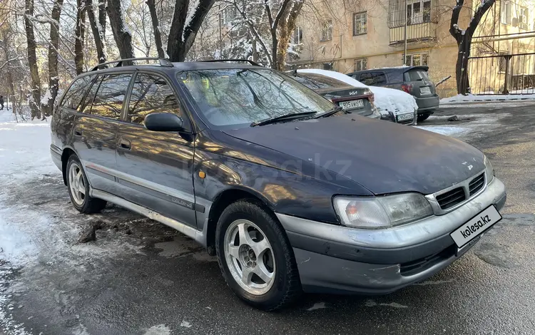 Toyota Caldina 1996 годаfor1 450 000 тг. в Алматы