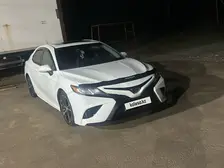Toyota Camry, 2019