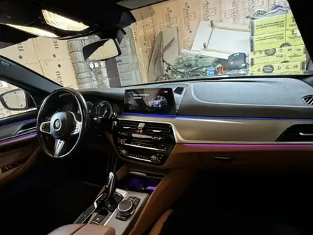 BMW 540 2019 года за 21 000 000 тг. в Астана – фото 12