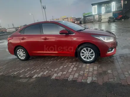 Hyundai Accent 2018 года за 6 800 000 тг. в Актау – фото 6