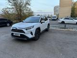 Toyota RAV4 2024 года за 24 000 000 тг. в Астана – фото 2