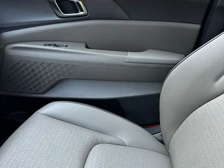 Kia Carnival 2025 года за 31 000 000 тг. в Алматы – фото 13