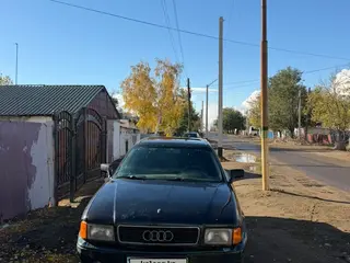 Audi 90, 1990