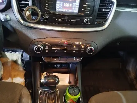 Kia Sorento 2016 года за 5 800 000 тг. в Уральск – фото 5