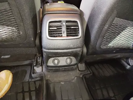 Kia Sorento 2016 года за 5 800 000 тг. в Уральск – фото 9