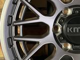 Оригинальные диски KMC R18x9 6x139.7 ET0 за 850 000 тг. в Алматы