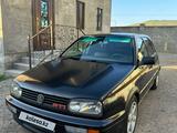 Volkswagen Golf 1993 годаfor2 200 000 тг. в Талгар