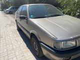 Volkswagen Passat 1991 годаүшін800 000 тг. в Астана – фото 4