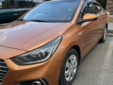 Hyundai Accent 2018 года за 6 100 000 тг. в Алматы – фото 2