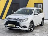 Mitsubishi Outlander 2022 годаfor11 800 000 тг. в Караганда