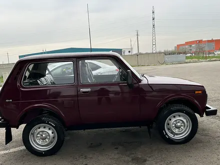 ВАЗ (Lada) Lada 2121 2000 года за 4 200 000 тг. в Алматы – фото 3