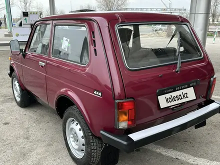 ВАЗ (Lada) Lada 2121 2000 года за 4 200 000 тг. в Алматы – фото 12