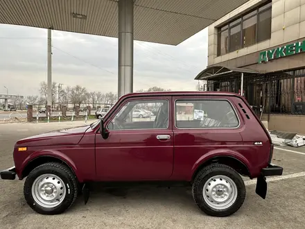 ВАЗ (Lada) Lada 2121 2000 года за 4 200 000 тг. в Алматы – фото 13