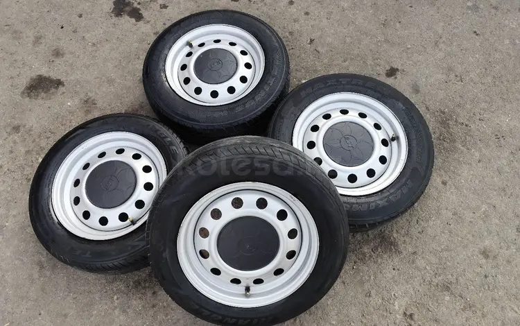 Диски в идеале. Без грубых дефекта. Подойдет на опель вектра за 85 000 тг. в Шымкент