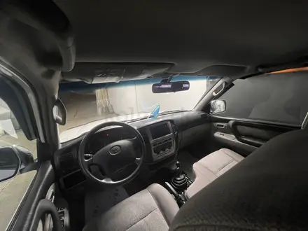 Toyota Land Cruiser 2006 года за 14 500 000 тг. в Актобе – фото 10