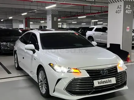 Toyota Avalon 2019 года за 14 300 000 тг. в Алматы – фото 2