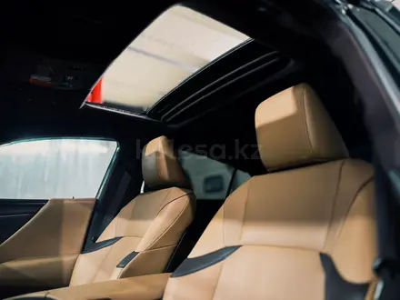 Lexus ES 300h 2021 годаүшін22 600 000 тг. в Алматы – фото 18